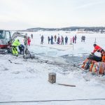 Traktoriaus traukimo operacija iš Lampėdžių ežero