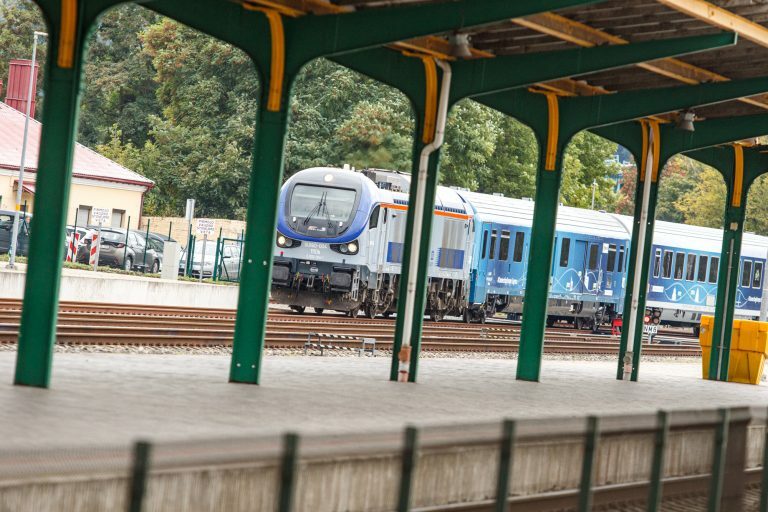 Kaune susitiko traukiniai iš Lisabonos ir Talino
