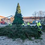 Įsibegėja Eglutės montavimo darbai