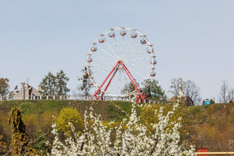 Apžvalgos ratas ant Milikonių kalno