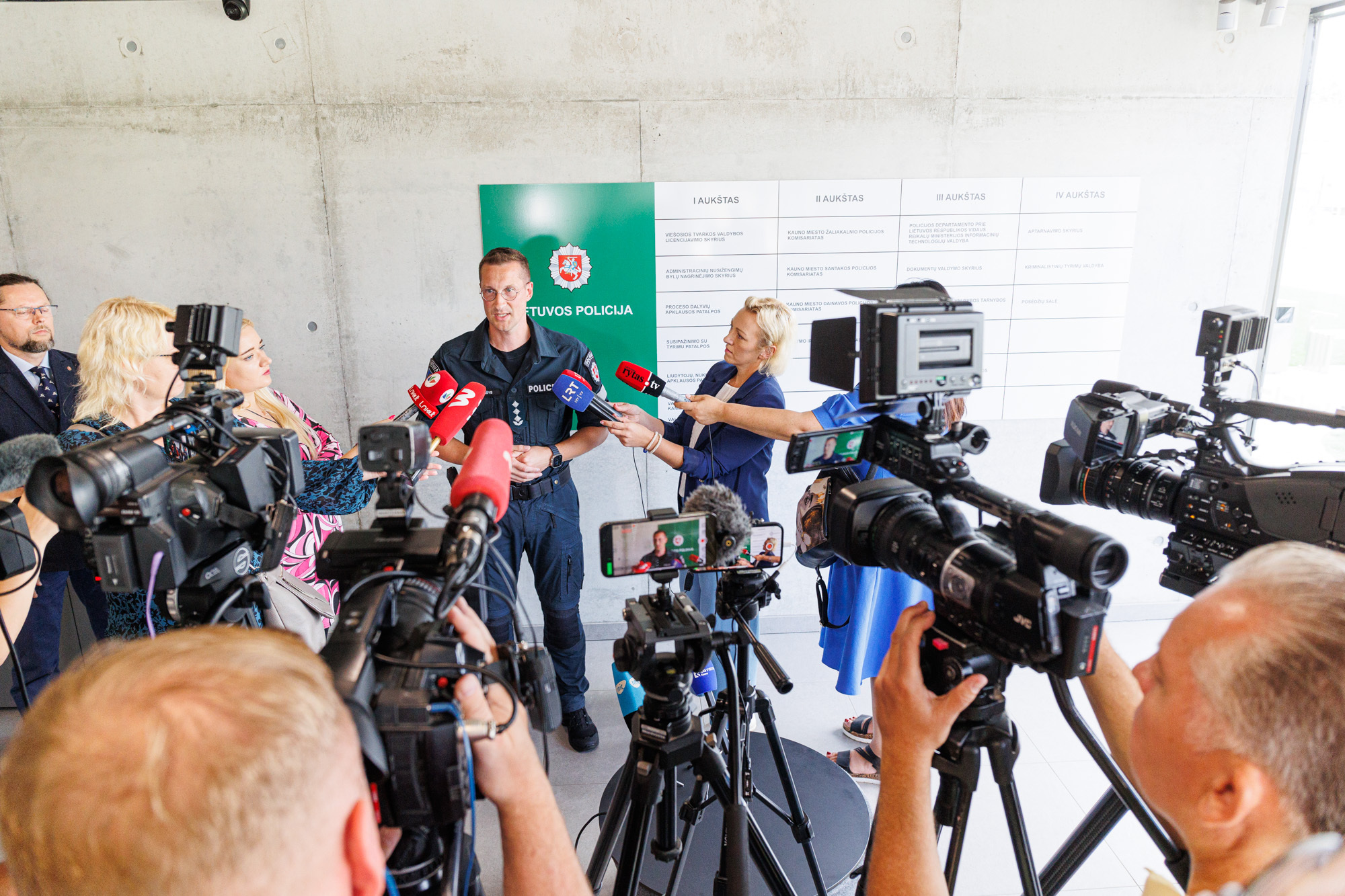 Policijos spaudos konferencija dėl užpuolimo Laisvės al.