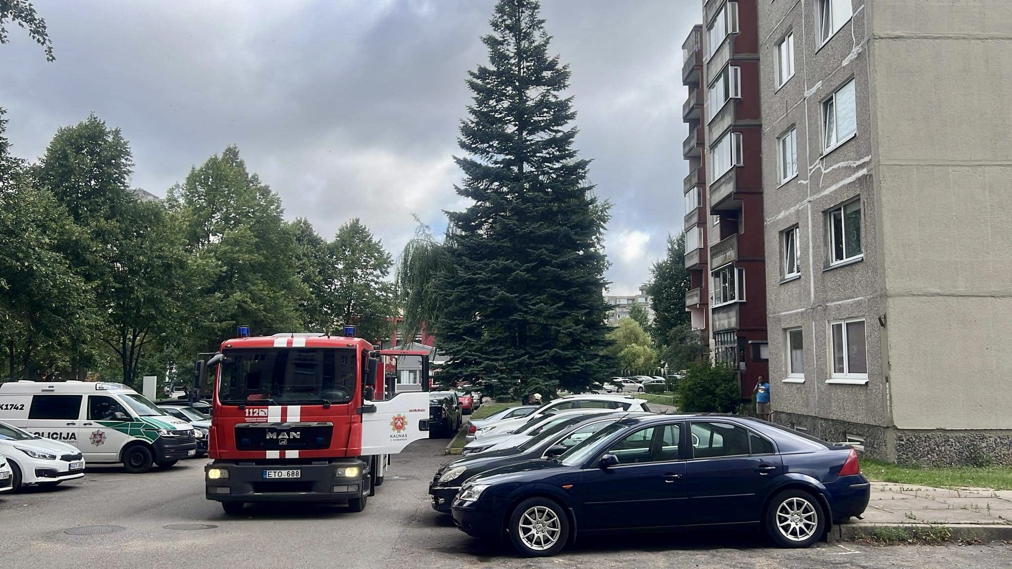 Gaisras Šilainiuose / Kas vyksta skaitytojų nuotr.