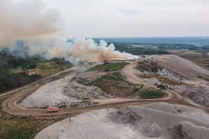 Gaisras Lapių sąvartyne / R. Tenio nuotr.