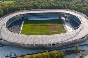 Atidengta gelbėta Kauno stadiono veja / Kas vyksta Kaune nuotr.