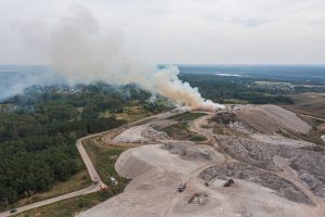 Gaisras Lapių sąvartyne / R. Tenio nuotr.