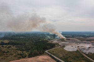 Gaisras Lapių sąvartyne / R. Tenio nuotr.