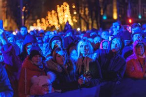 Įžiebta Kauno Kalėdų eglė / R. Tenio nuotr.